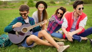 Tự học đàn guitar đệm hát tại nhà online