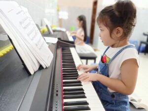 lớp học piano hải phòng cho trẻ em