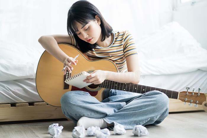 học đàn guitar cho người mới