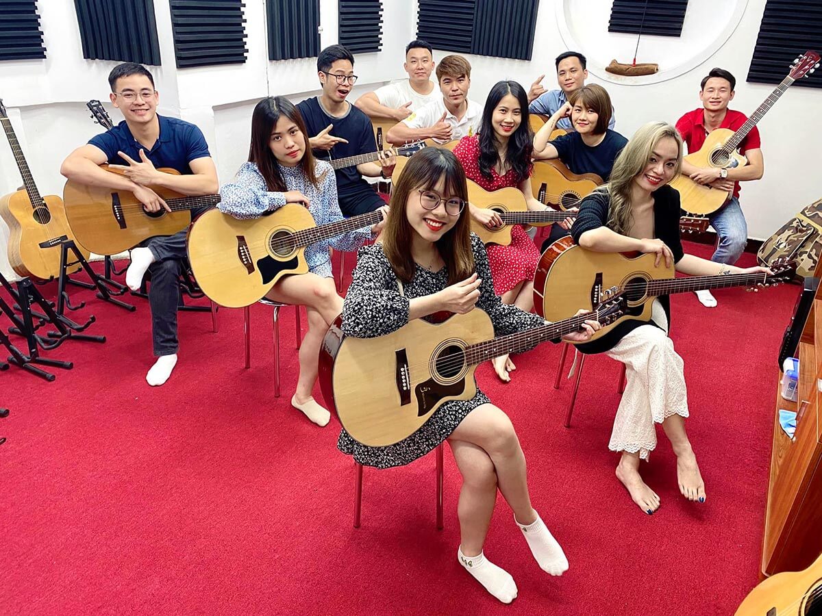 lớp học đàn guitar kiến an hải phòng